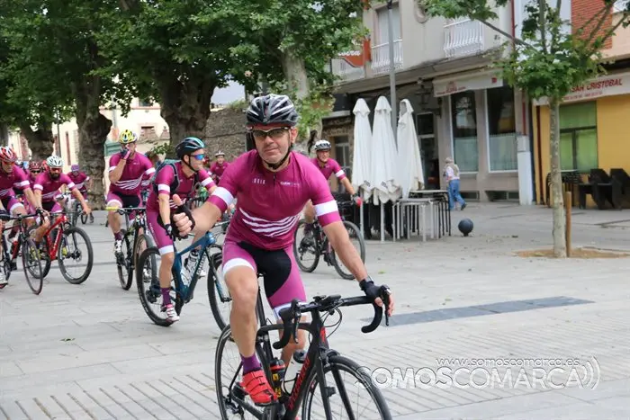 Los trabajadores de CupaGroup recorren Valdeorras en bicicleta (27)