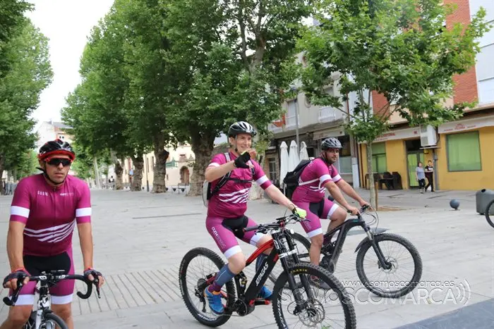 Los trabajadores de CupaGroup recorren Valdeorras en bicicleta (38)