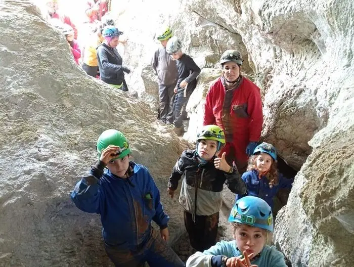Campamento de espeleología de Águilas Verdes en Cobas (22)