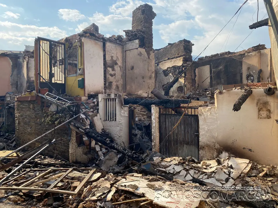SOMOSCOMARCA_aveigadecascalla_viviendas_rubia_fuego_incendio_casas_quemado_2022-08-19 (2)