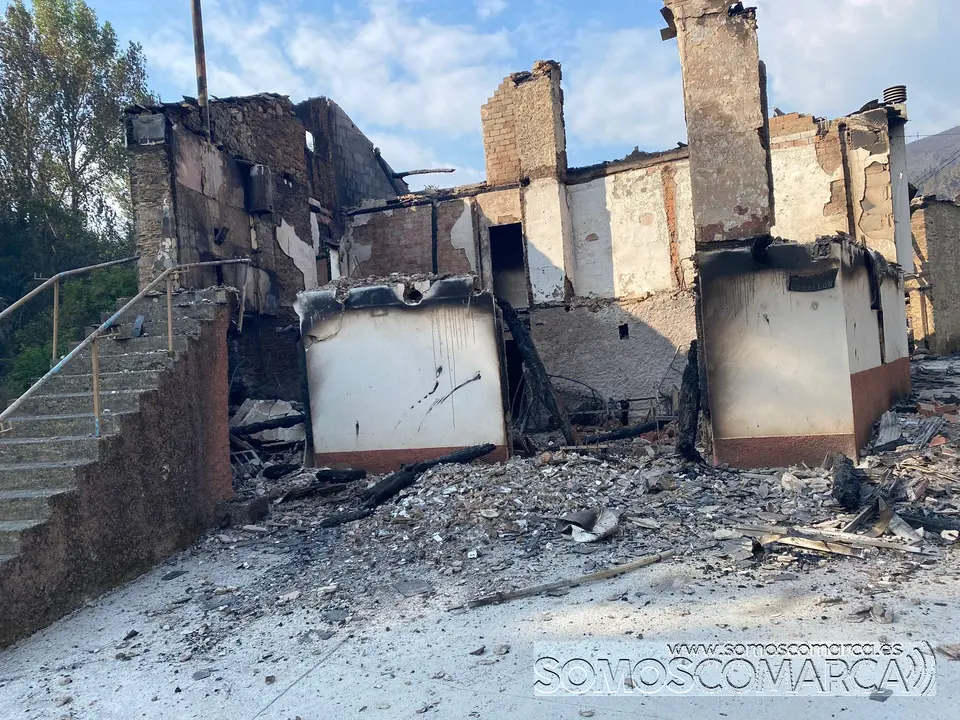 SOMOSCOMARCA_aveigadecascalla_viviendas_rubia_fuego_incendio_casas_quemado_2022-08-19 (8)