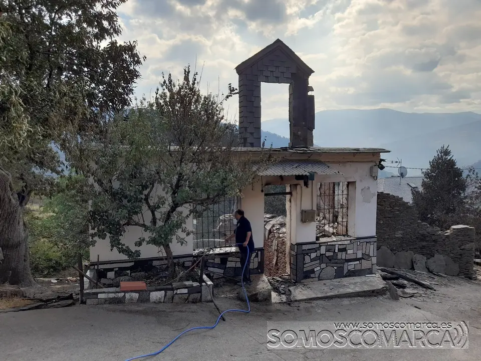 portada_somoscomarca_fuego_robledoCarballeda_bascois_casasquemadas_2022-07-19 (21)