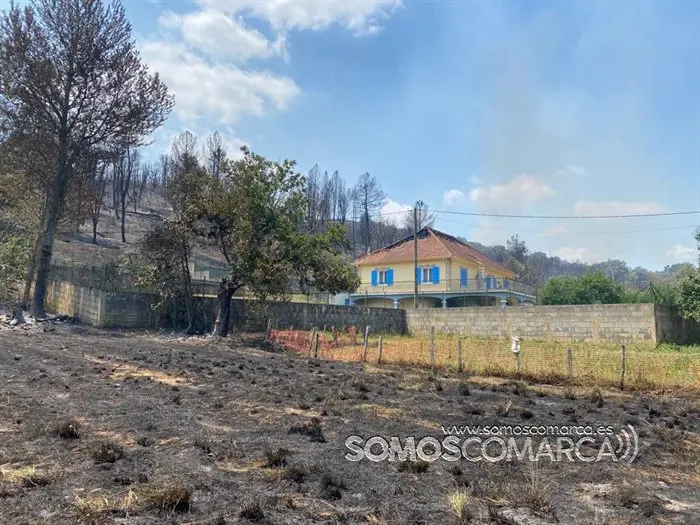 Incendio en a Veiga de Cascallá (2)