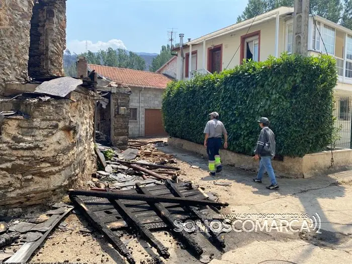 Incendio en a Veiga de Cascallá (5)
