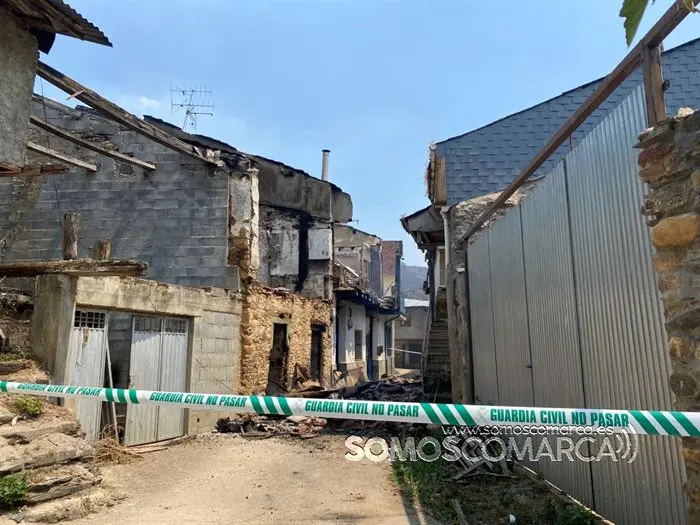 Incendio en a Veiga de Cascallá (11)