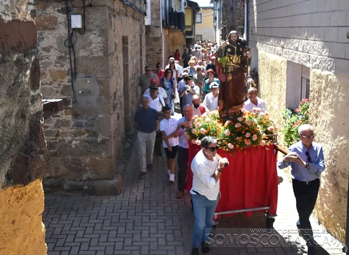 Festassantiago_petin_procesion (11)