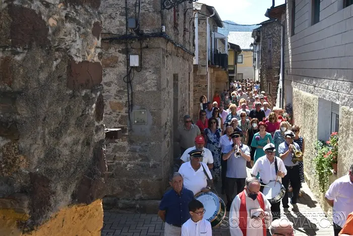 Festassantiago_petin_procesion (12)