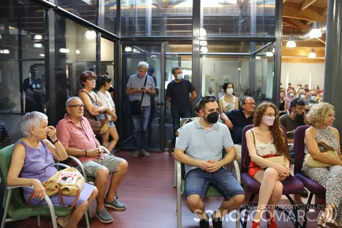Jesús Cintora presenta su libro en el Concello de O Barco (10)