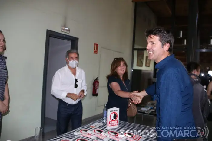 Jesús Cintora presenta su libro en el Concello de O Barco (18)