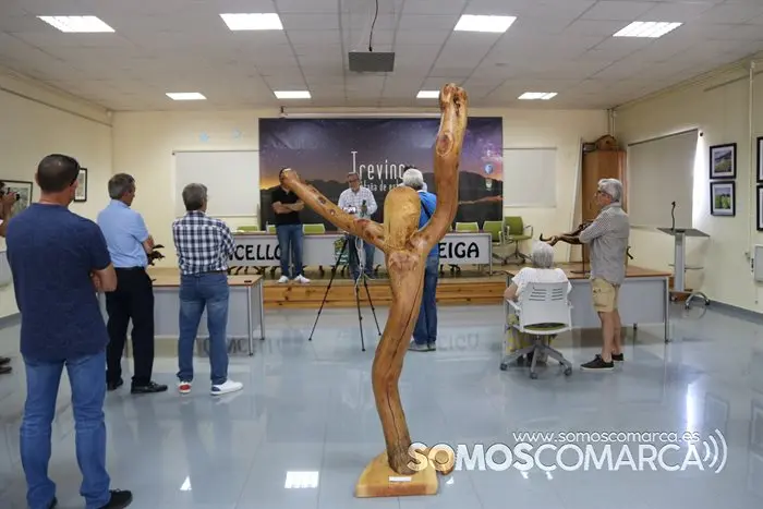 Exposición de Manuel  Gandullo en A Veiga (1)