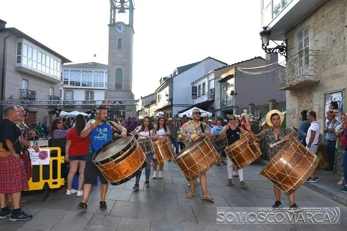 p_entroidoveran_desfile_folions_mercadiño_trives (1)