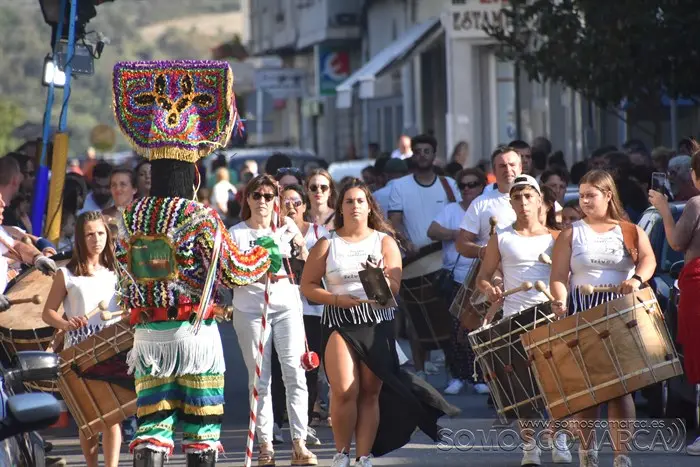 entroidoveran_desfile_folions_mercadiño_trives (22)