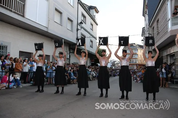 Desfile de Jorge de Álvarez en Viana (11)