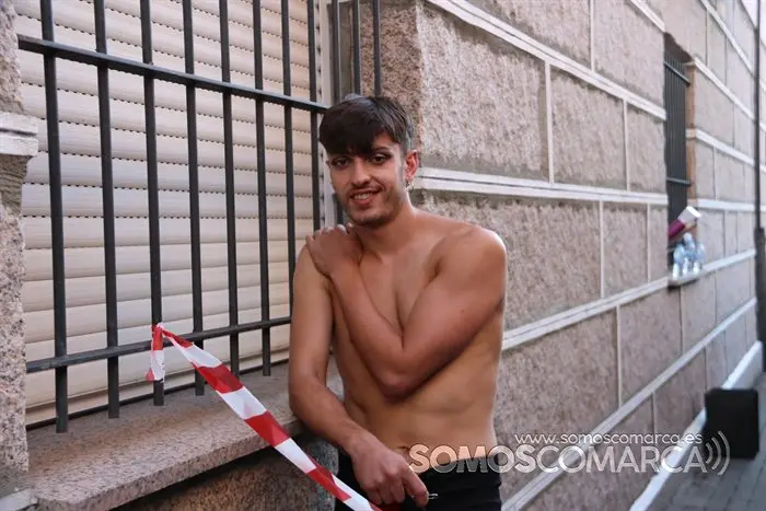 Desfile de Jorge de Álvarez en Viana (15)