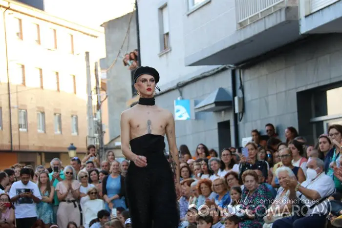 Desfile de Jorge de Álvarez en Viana (55)