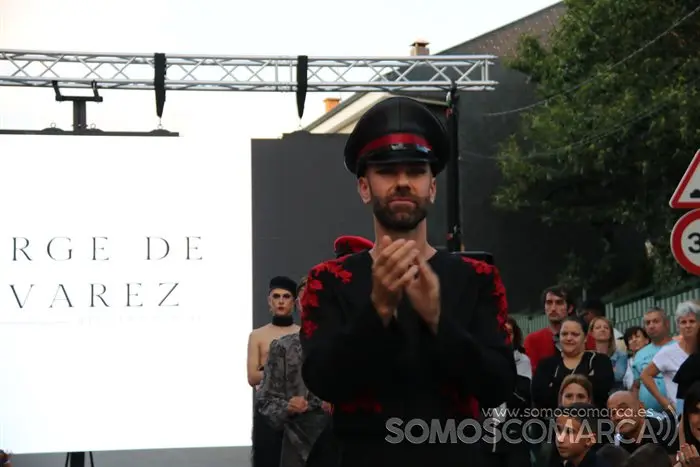 Desfile de Jorge de Álvarez en Viana (92)