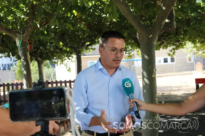 Visita do conselleiro de Medio Rural a Larouco e Seadur (13)