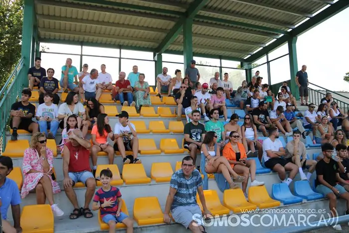 El CD Rúa juega el primer partido de pretemporada 2022 (5)