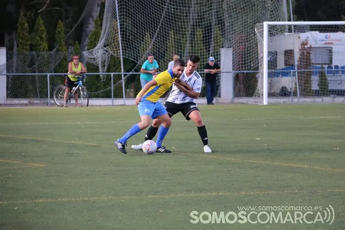 El CD Rúa juega el primer partido de pretemporada 2022 (15)