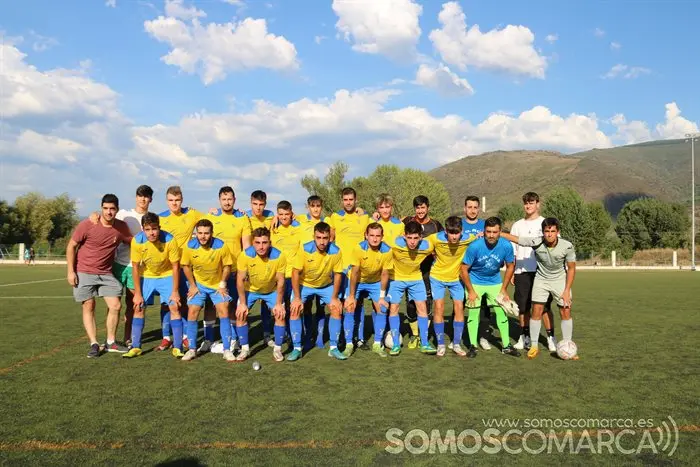 El CD Rúa juega el primer partido de pretemporada 2022 (21)