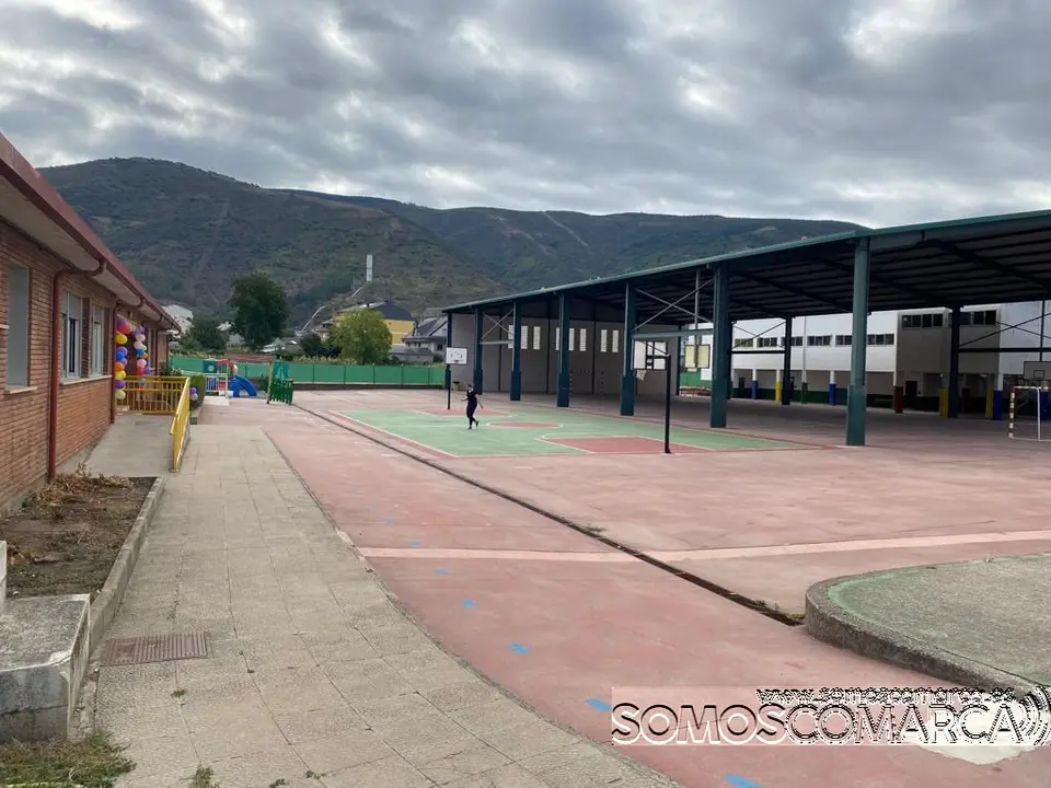 somoscomarca_colegios_sobradelo_oteropedrayo_divinapastora_tomasterronmendaña_coles_2022-09-08 (7)