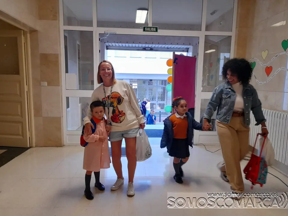 somoscomarca_colegios_sobradelo_oteropedrayo_divinapastora_tomasterronmendaña_coles_2022-09-08 (14)