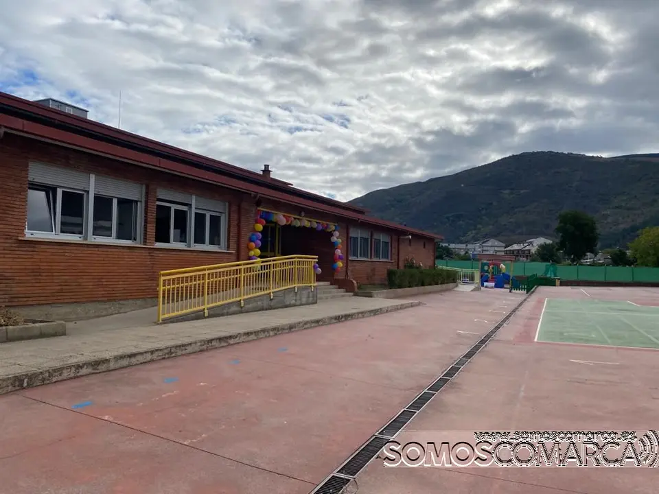 somoscomarca_colegios_sobradelo_oteropedrayo_divinapastora_tomasterronmendaña_coles_2022-09-08 (16)