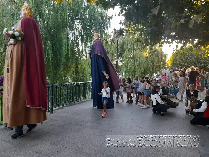 somoscomarca_pasarruascalantornias_bandinalosbercianos_cristo (8)