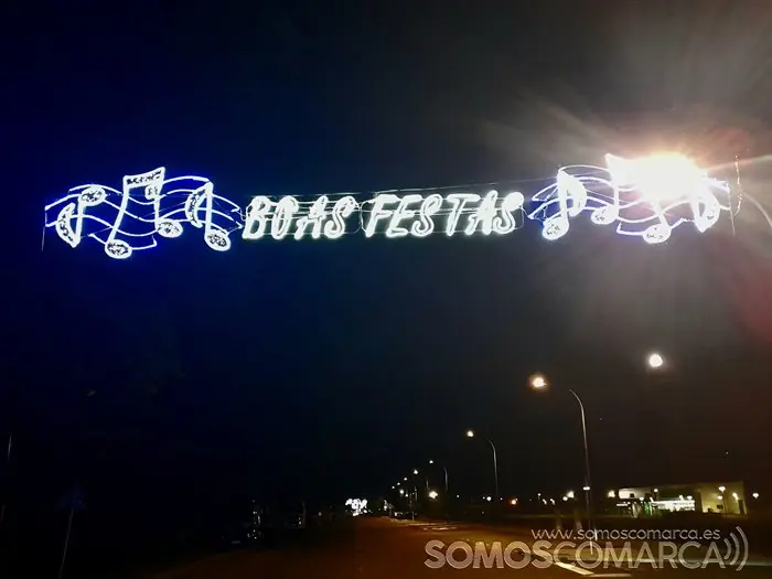 Encendido del alumbrado de las Festas do Cristo do Barc0 (7)