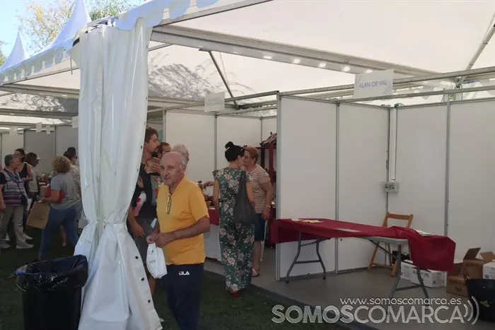 Feira Internacional de Produtos Tradicionas do Eixo Antlántico no Barco (3)