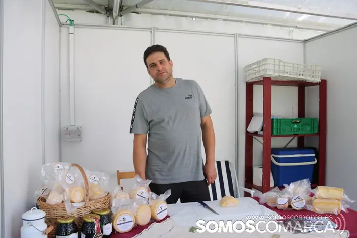 Feira Internacional de Produtos Tradicionas do Eixo Antlántico no Barco (26)