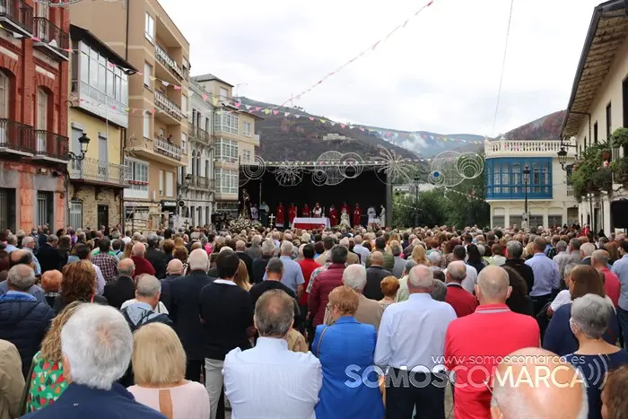 somoscomarca_obarco_festasdocristo_procesión_2022 (2)