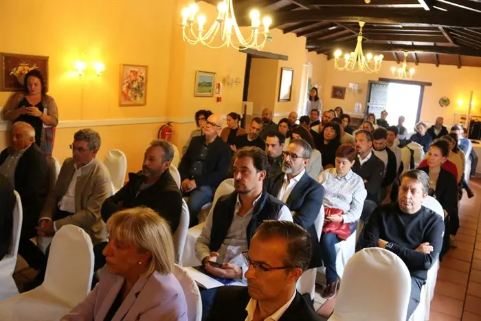 Asistentes al foro 'Think That' en O Barco