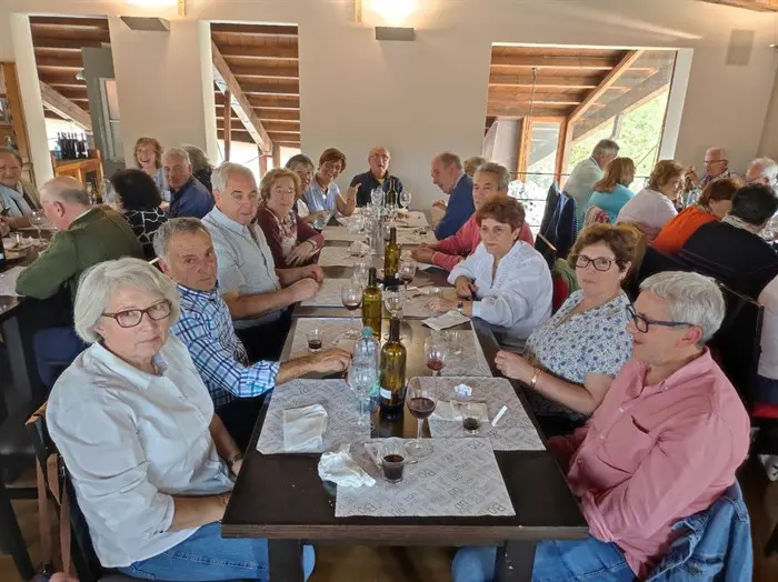 Excursión conxunta das mulleres de Larouco e Río á Ribeira Sacra (1)