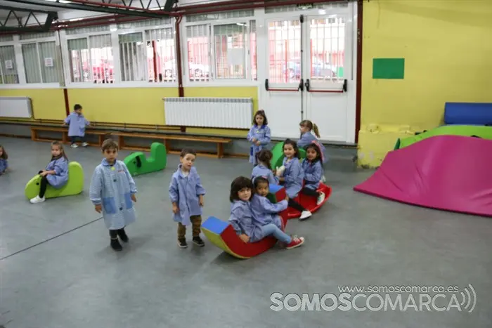 somoscomarca_obarco_menudatropa_colexio_juliogurriarán_2022 (17)