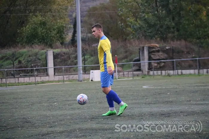 CD Rúa frente CD Vilardevós (6)