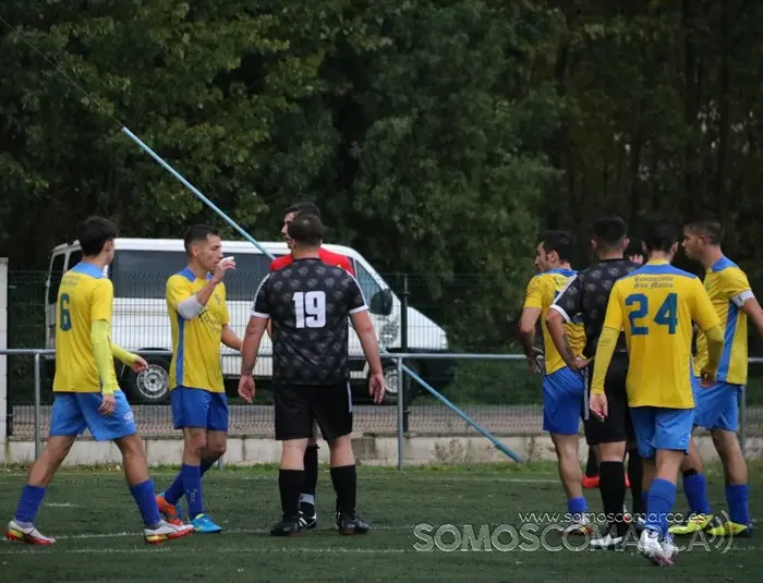 CD Rúa frente CD Vilardevós (10)