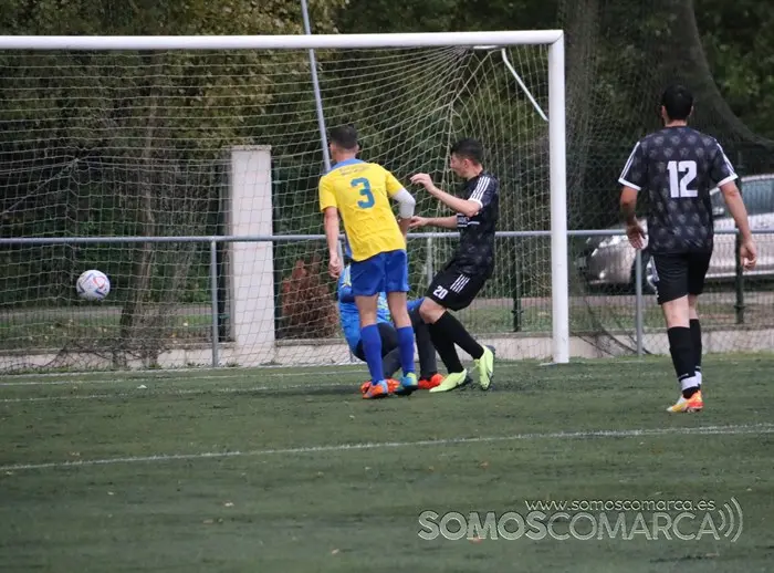 CD Rúa frente CD Vilardevós (11)