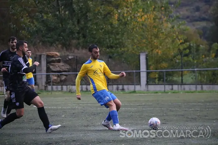 CD Rúa frente CD Vilardevós (15)