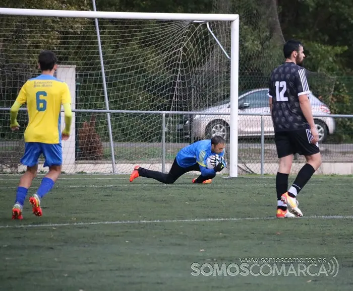 CD Rúa frente CD Vilardevós (19)