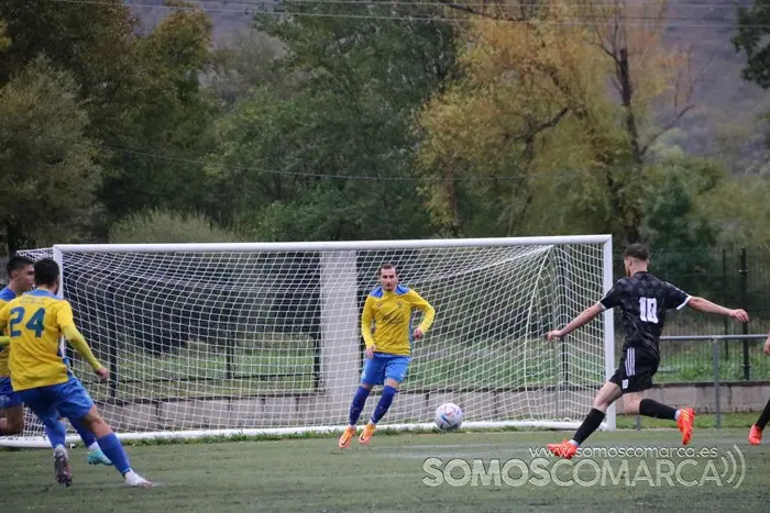 CD Rúa frente CD Vilardevós (26)