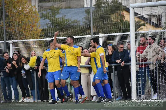 CD Córgomo VS CD Rúa (21)