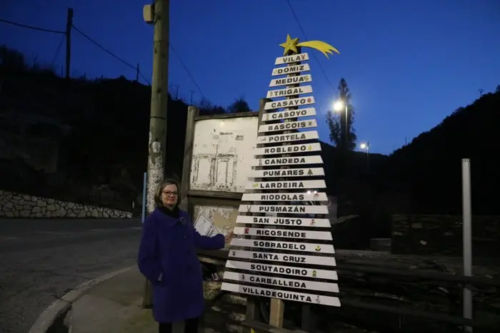 somoscomarca_sobradelo_navidad_adornos_luces_2022 (1)