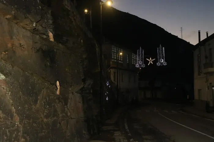 somoscomarca_sobradelo_navidad_adornos_luces_2022 (12)