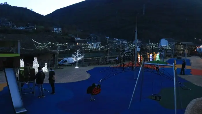 somoscomarca_sobradelo_navidad_adornos_luces_2022 (21)