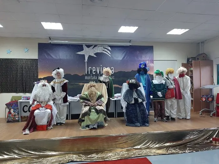 somoscomarca_aveiga_navidad_reyesmagos_2022 (1)