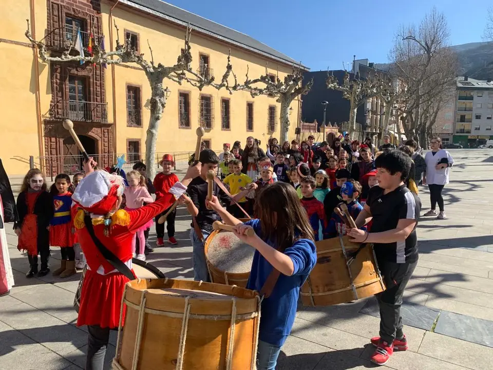 somoscomarca_viloira_entroido_ensino_coles_2023 (2)