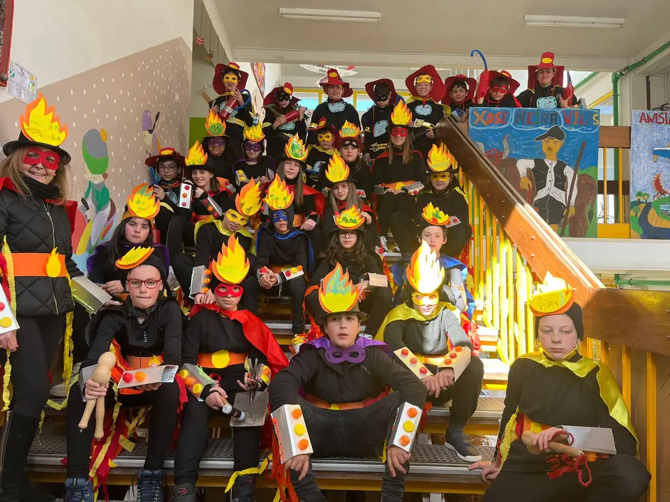 somoscomarca_apobradetrives_entroido_ensino_coles_2023 (2)