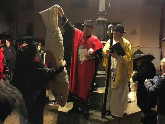 somoscomarca_arua_enterroda sardiña_entroido_2023 (30)