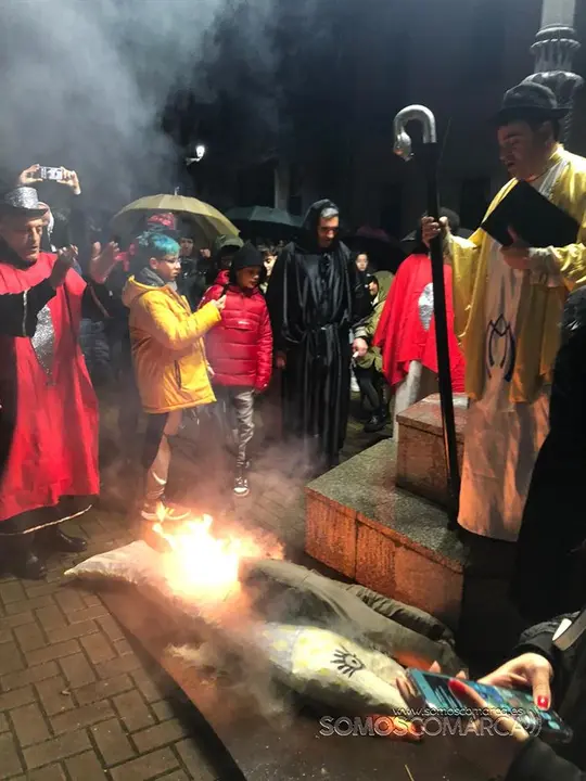 somoscomarca_arua_enterroda sardiña_entroido_2023 (34)